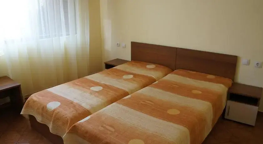 Tonus Guest House