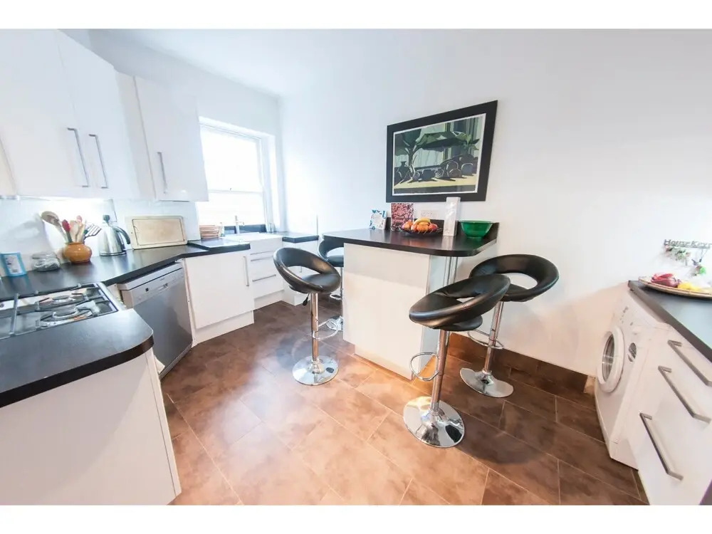 Charming 1-br Upper Holloway Flat For 2