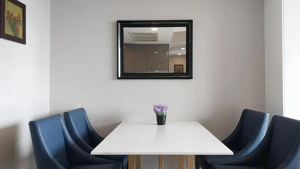 Luxury Apartment Queen Sirikit Asok Termianl 21
