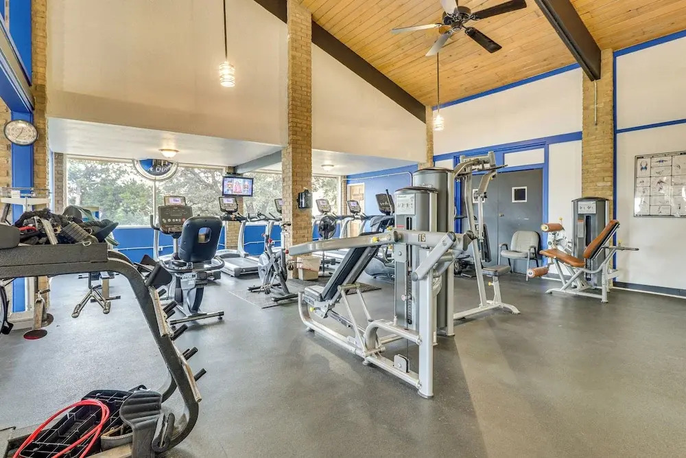 Modern Point Venture Vacation Rental w/ Deck!