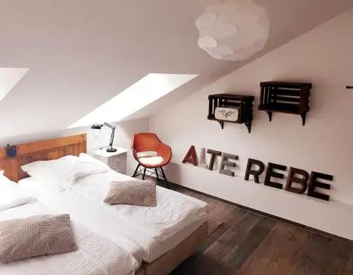 Zur alten Rebe Ferienhaus und Weingut