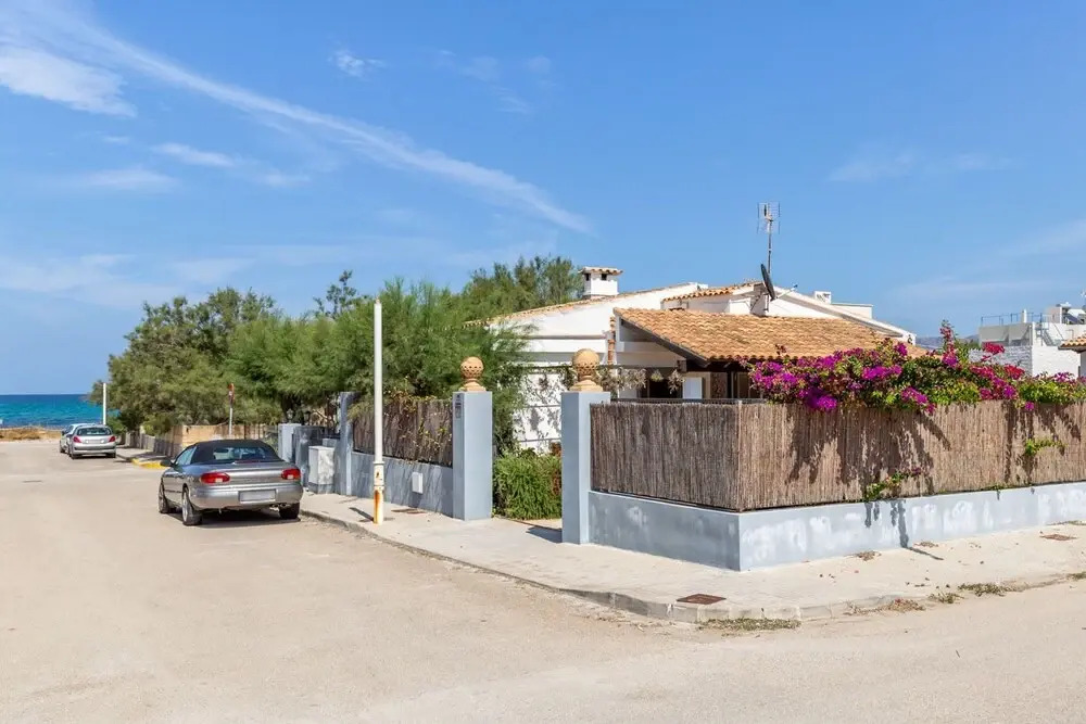 Sea side Cottage in Son Serra Marina 4 persons