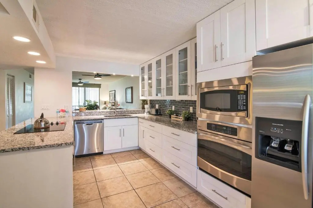 4601 W 46th Street court