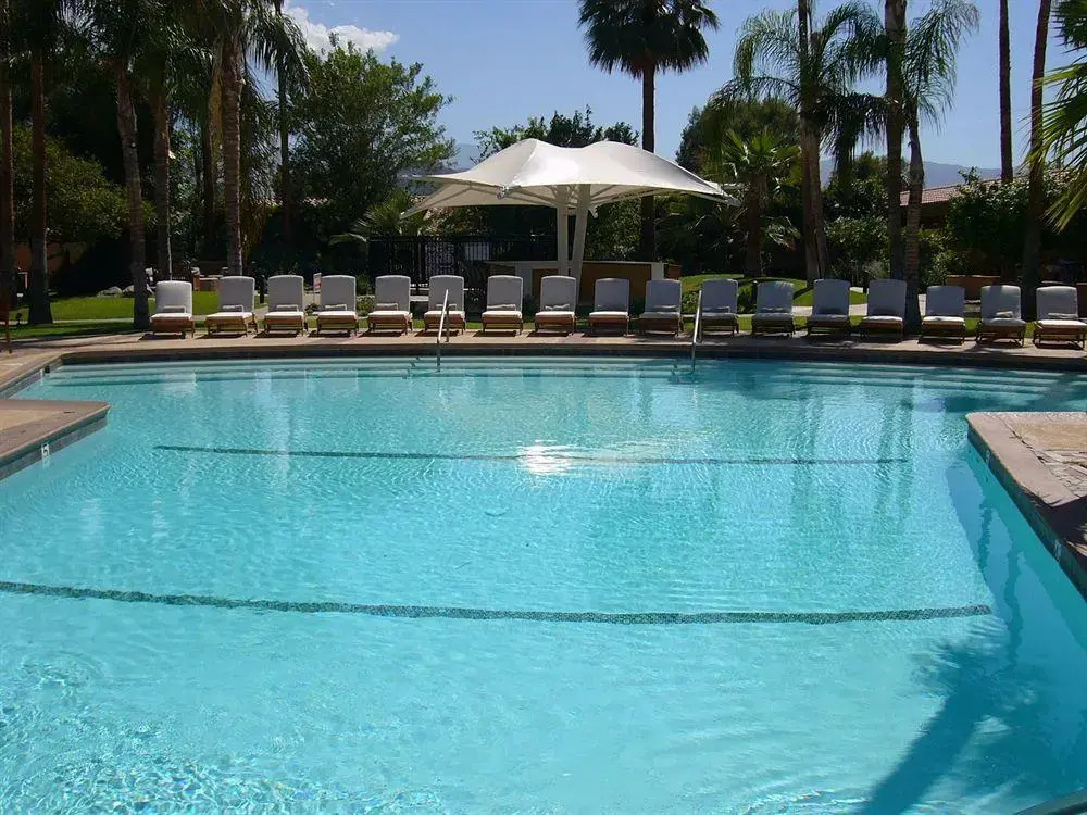 The Dunes Club