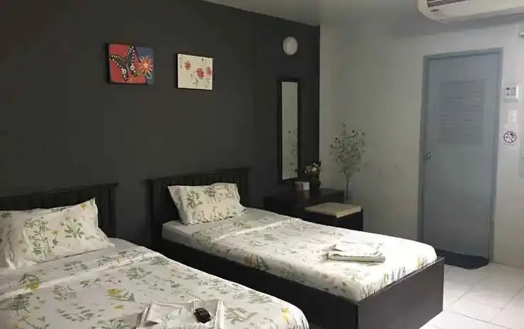 Pornsiri Place