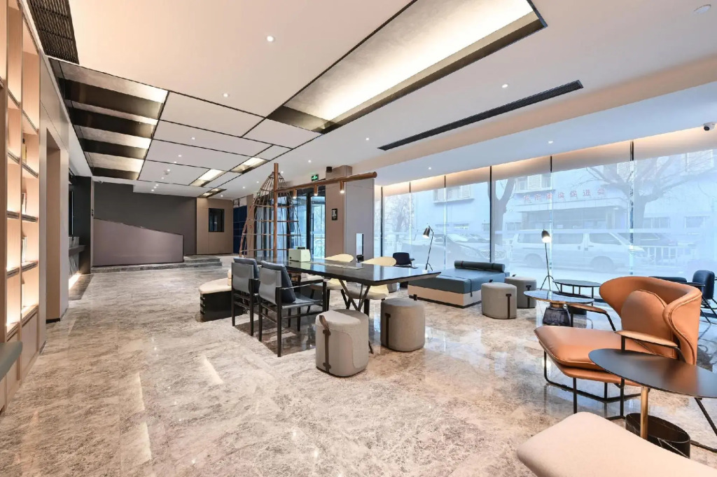 Atour Hotel Beijing Tiantan East‑Gate Metro Station