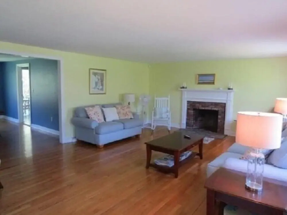 262 Chippingstone - Three Bedroom House