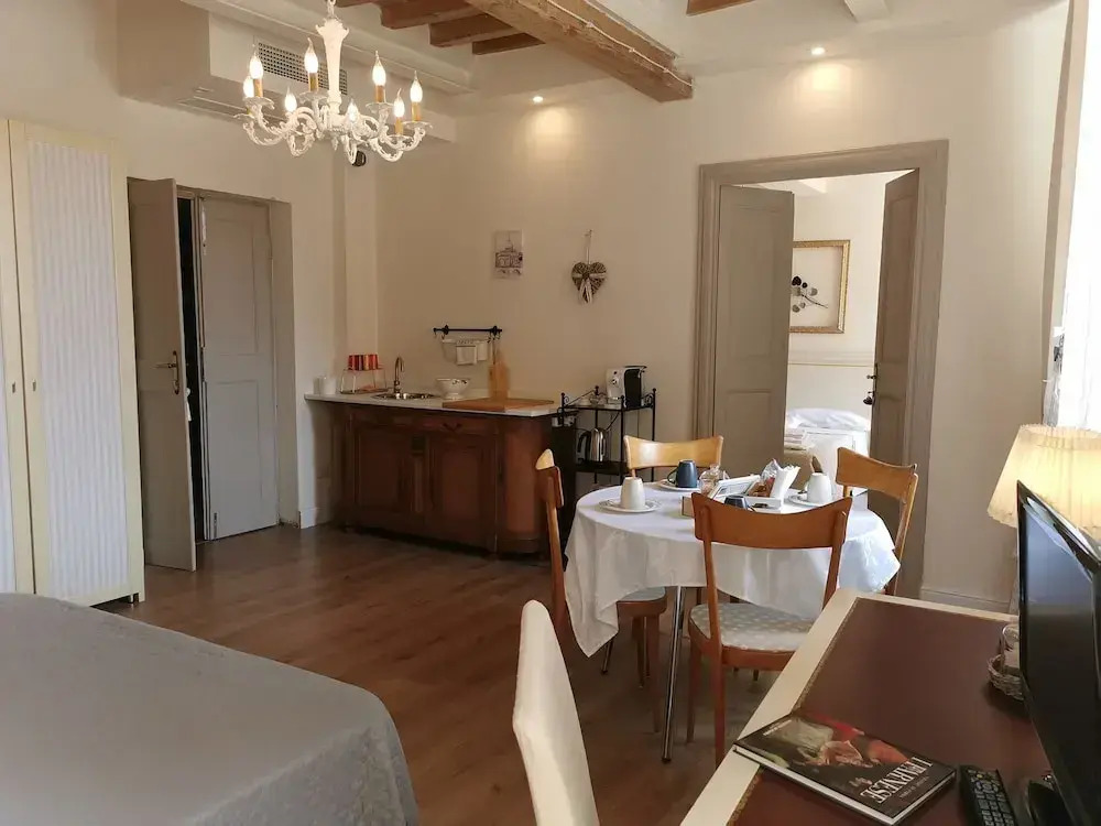 AriediParma - Rooms&apartments