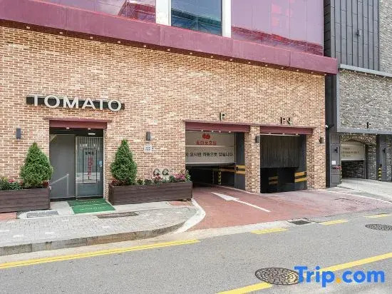 Tomato hotel