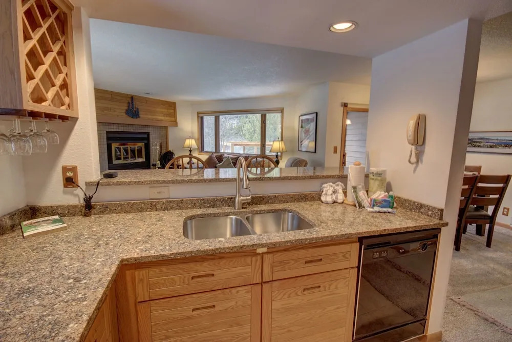 Frostfire E10 by SummitCove Vacation Lodging