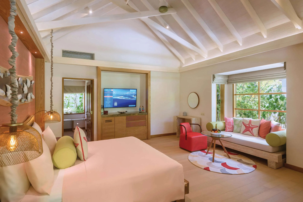 OBLU SELECT Sangeli