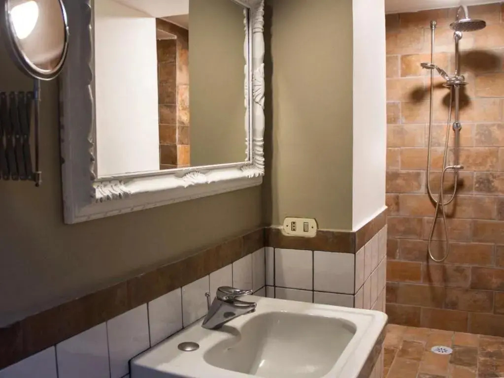 Marunnella Suites
