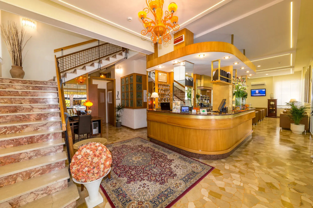 Hotel Touring