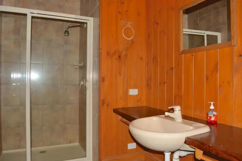 Snowdrop Lodge