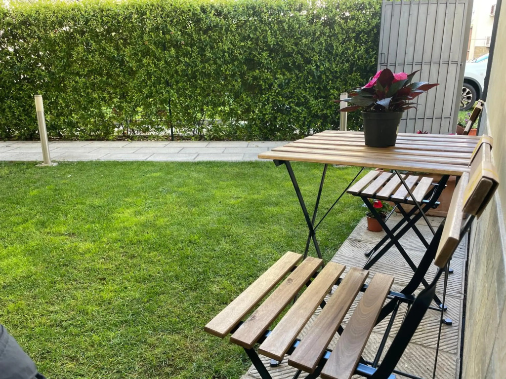Tuscany style apt free parking 15 min from city center