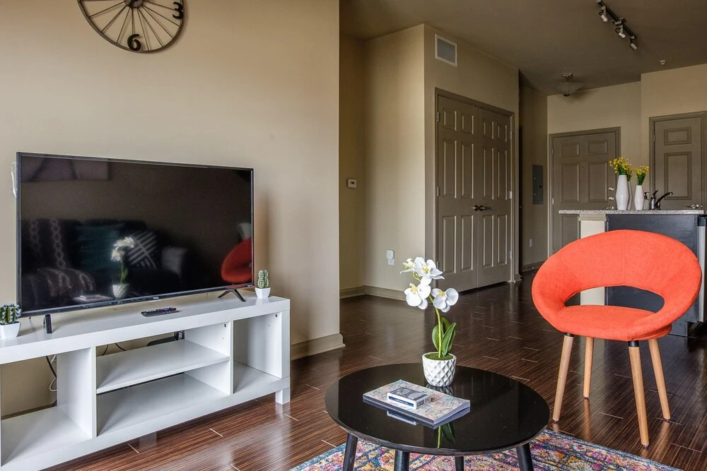 FRONTDESK Phoenix Apts Downtown Fort Worth