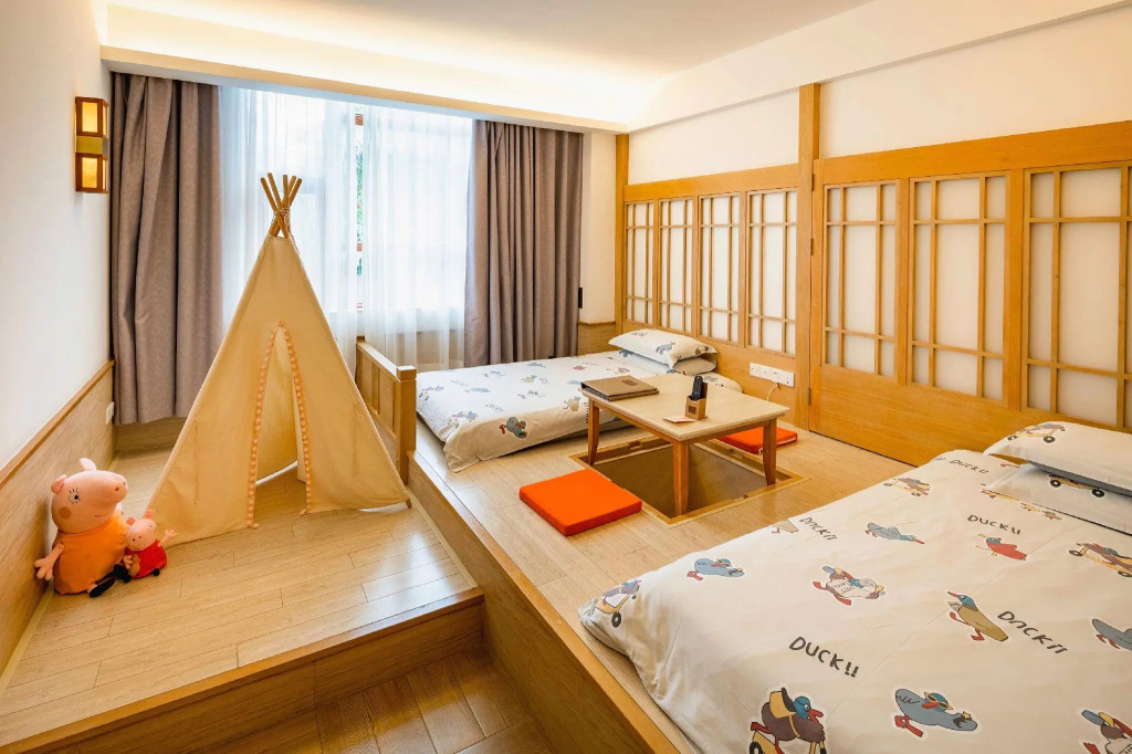 Zhongshan Hot Spring Resort