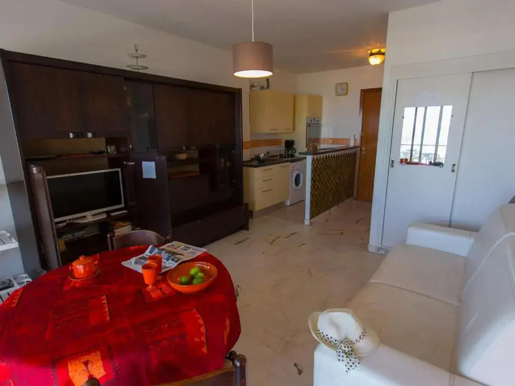 Studio Menton, 1 pièce, 2 personnes - FR-1-196-216
