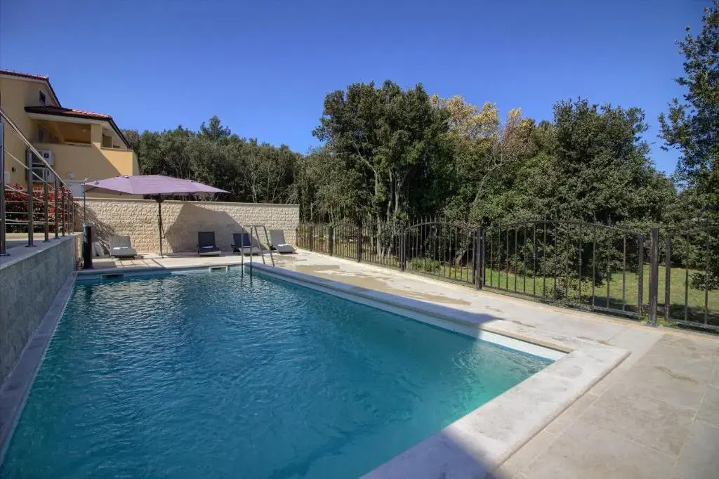 Charming villa Aurora with private pool 200m from the beach for up to 10 persons - WiiBuk