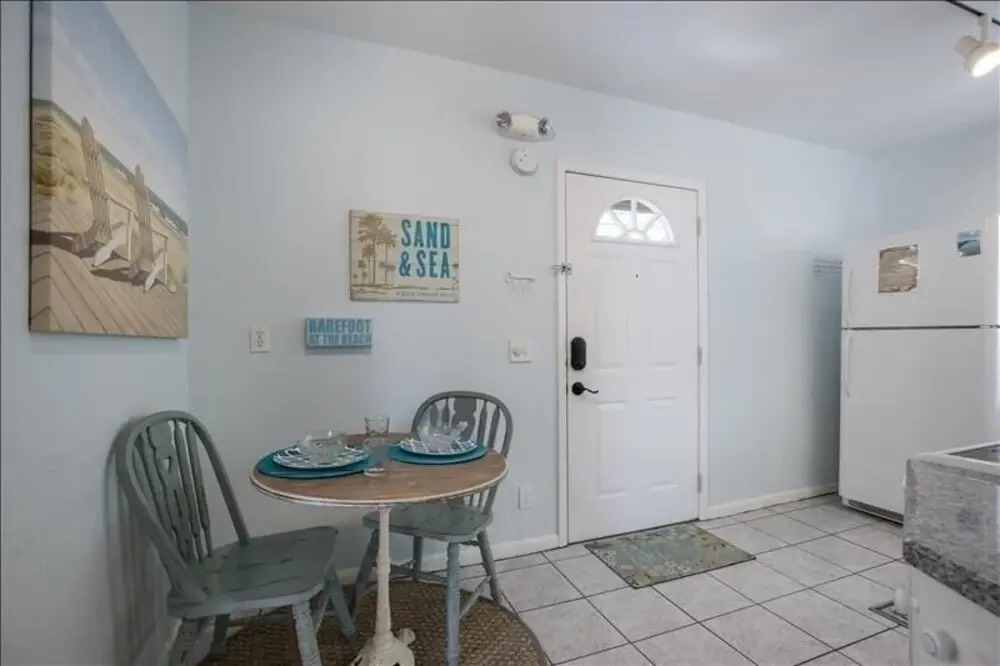 Lazy Daisy Too 1 Bedroom 1 Bathroom Villa