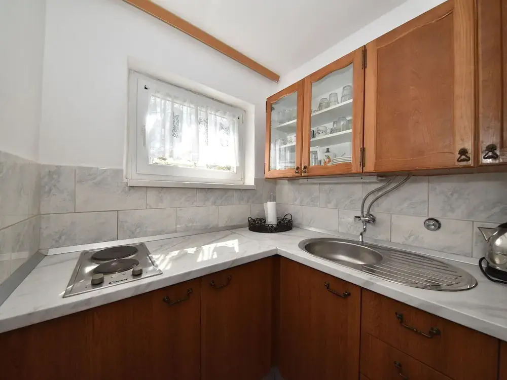 Traditional Apartment in Zadar with Garden