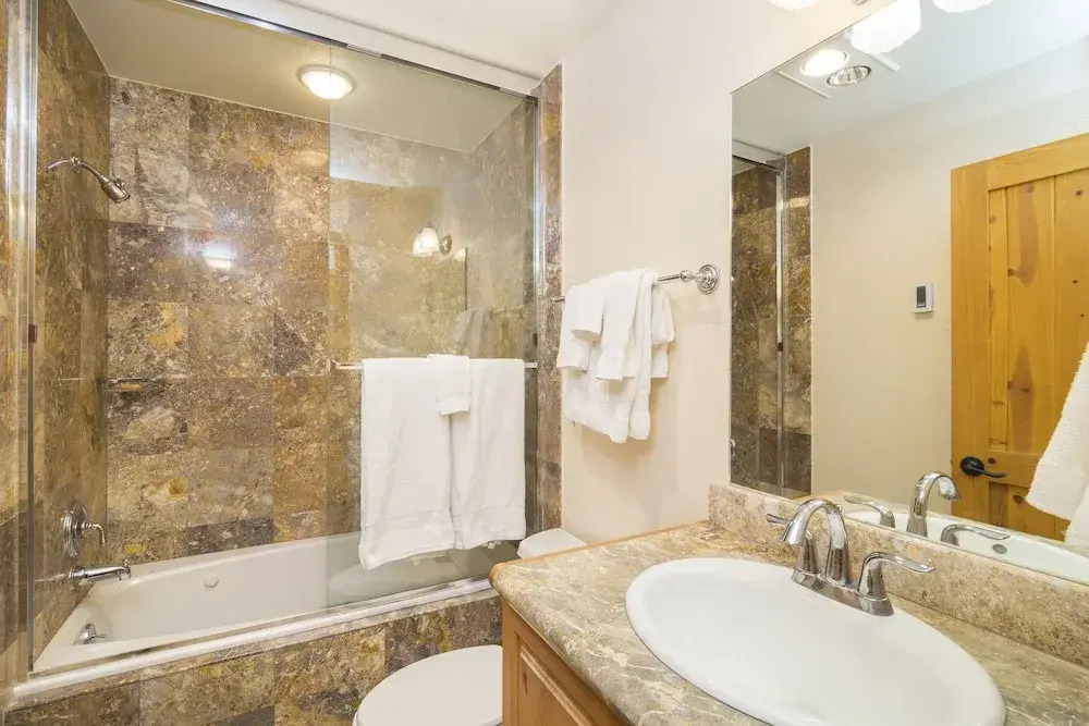 Bear Creek Lodge 208 2 Bedroom Condo by Alpine Lodging Telluride
