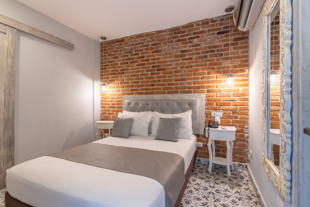 Hotel Boutique ADAZ