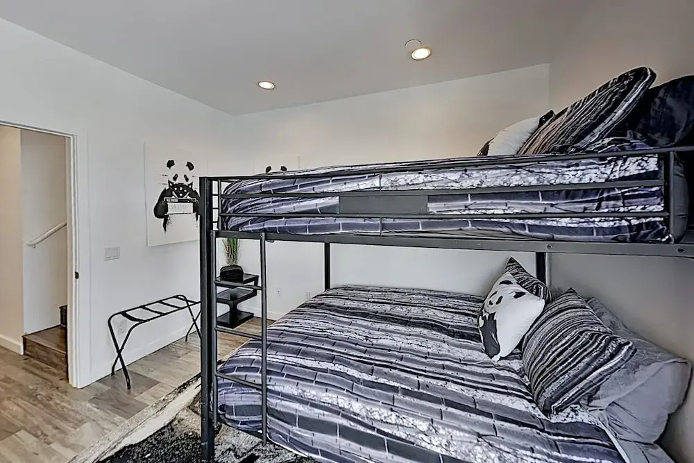 Luxe Bankers Hill Dream: Walk to Downtown & Balboa townhouse