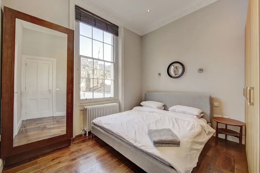 Luxury flat & terrace Hyde Park Stables