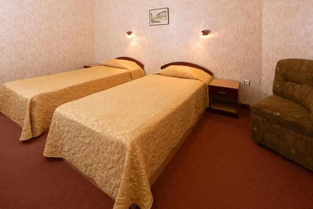 Kris Hotel