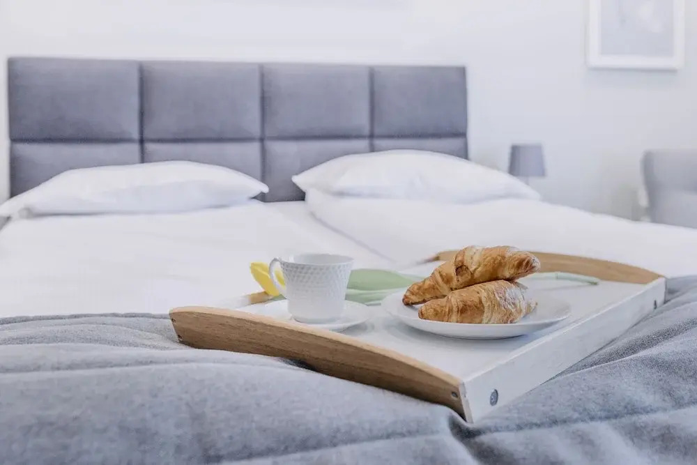 Plac Zbawiciela - 2 Rooms, 4 Beds - Sleeps 6 Comfortably