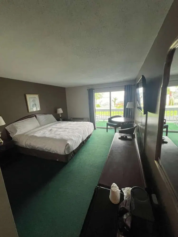 Webb's Year Round Resort