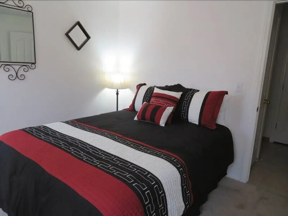 Lincoln And Tawnya Hiatt 3 Bedroom Home