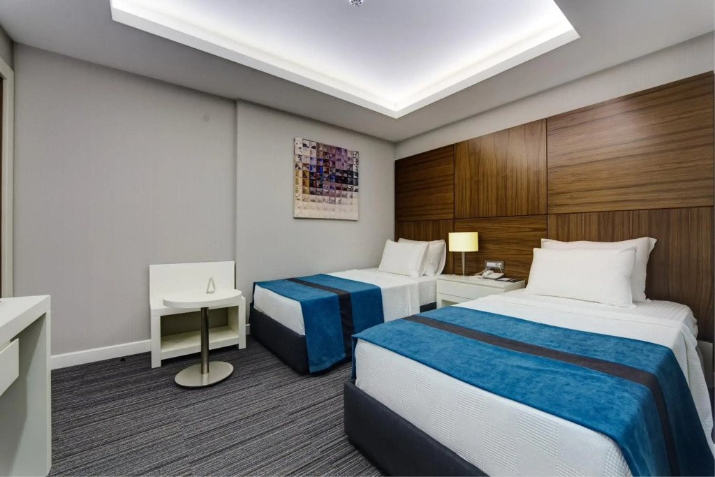 The Menord Hotel