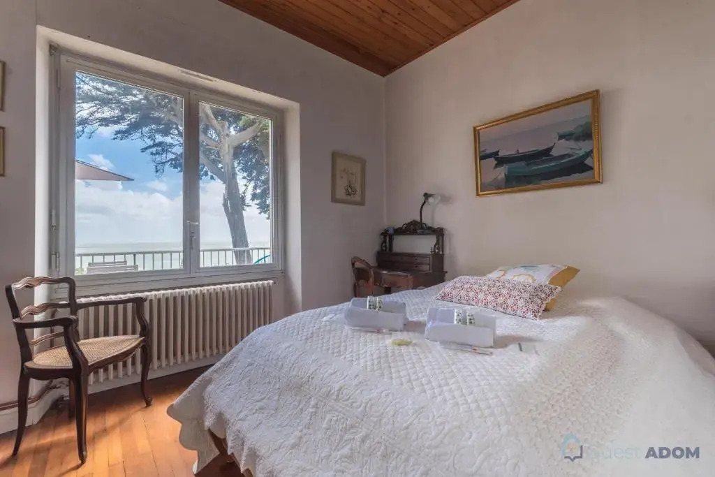 Maison avec vue imprenable sur mer à 180 degrés