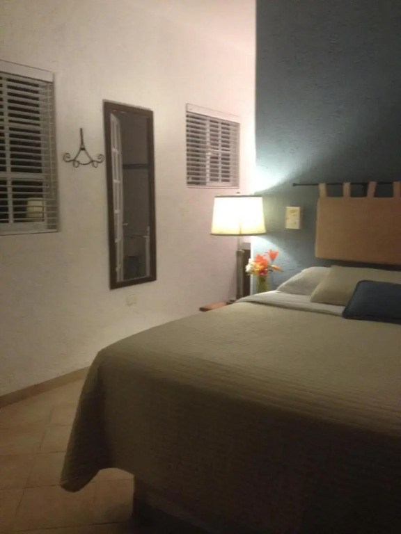 Villa Escondida Guest House Cozumel Downtown
