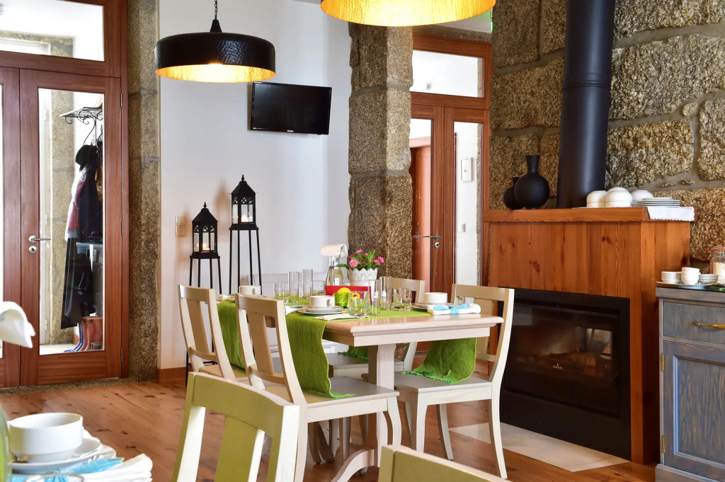 Solar Egas Moniz-Charming House & Local Experiences