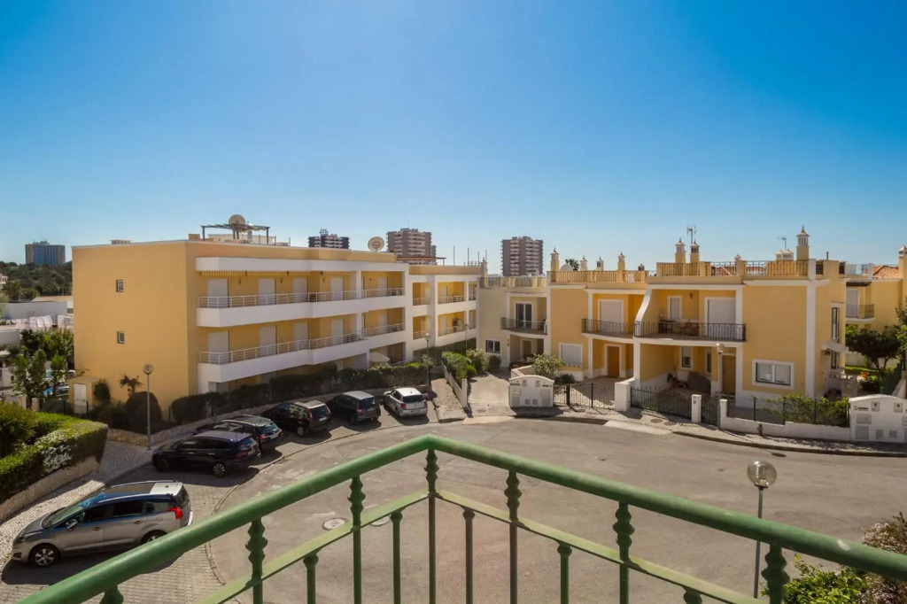 Villa Linda, Alto da Ria