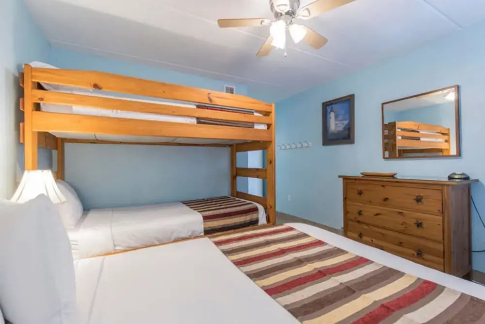 Suntide II Condominium 301