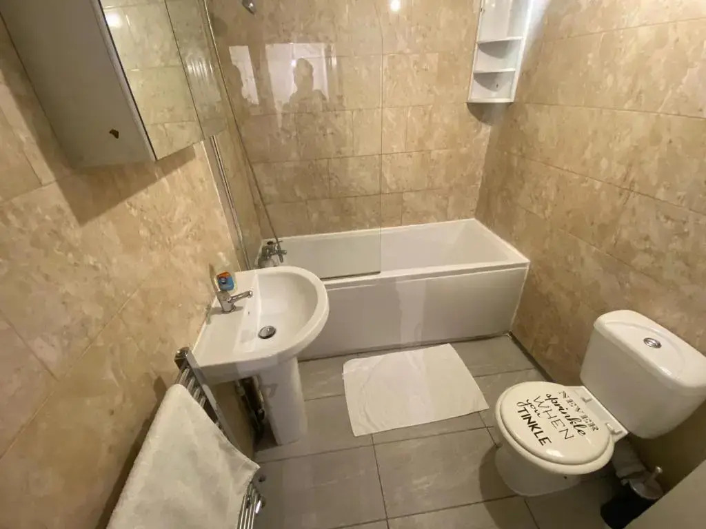 Vetrelax Basildon Newly refurbished 3bed House
