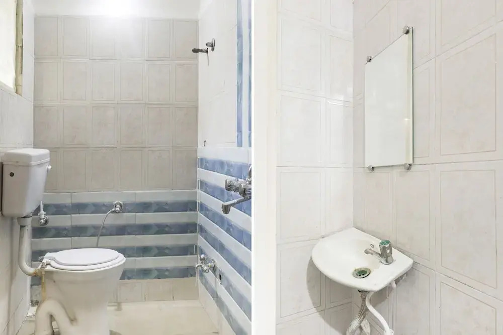 Oyo 41740 Karnawat Guest House