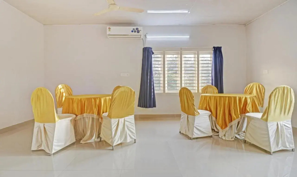 Treebo Thoduvas Star Plaza Cochin Airport