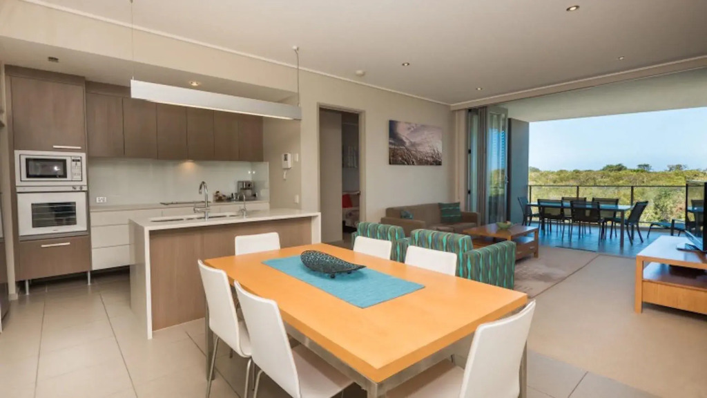 White Shells Luxury Apartments Marcoola