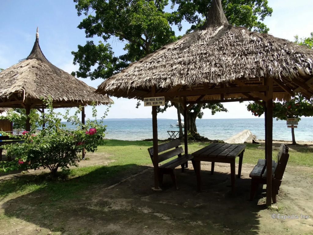 Punta Del Sol Beach Resort