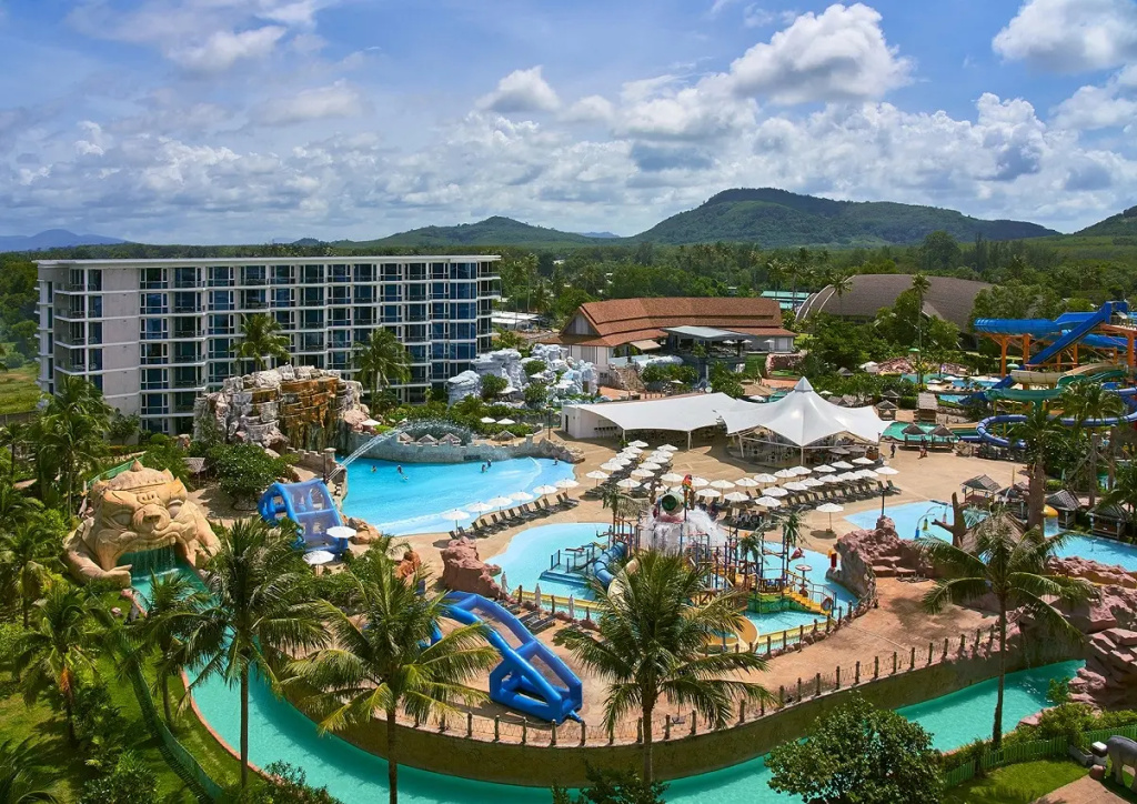 Splash Beach Resort Phuket, Family-Friendly Beachfront Resort