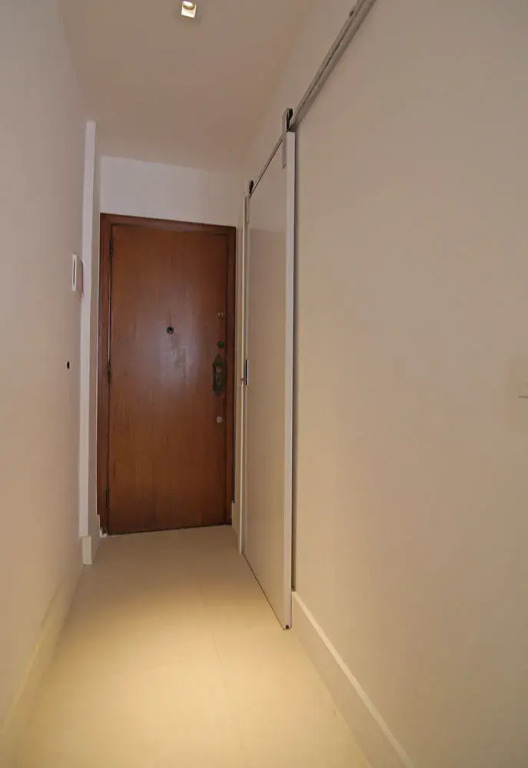 LinkHouse Beautiful High Floor 1-BDR c2-0036