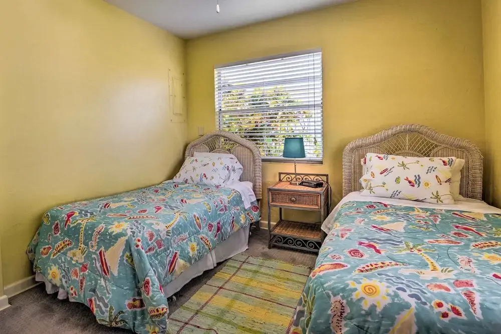 Nokomis Home w/ Gas Grill: 2 Blocks to Beach!