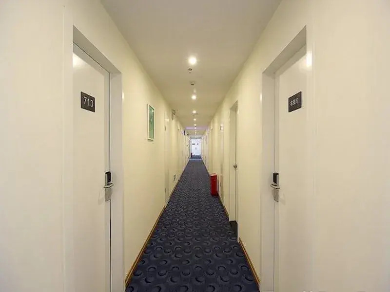 7 Days Inn Fucheng Wu Gongci Gaodeng East Street Binjiang Road Branch