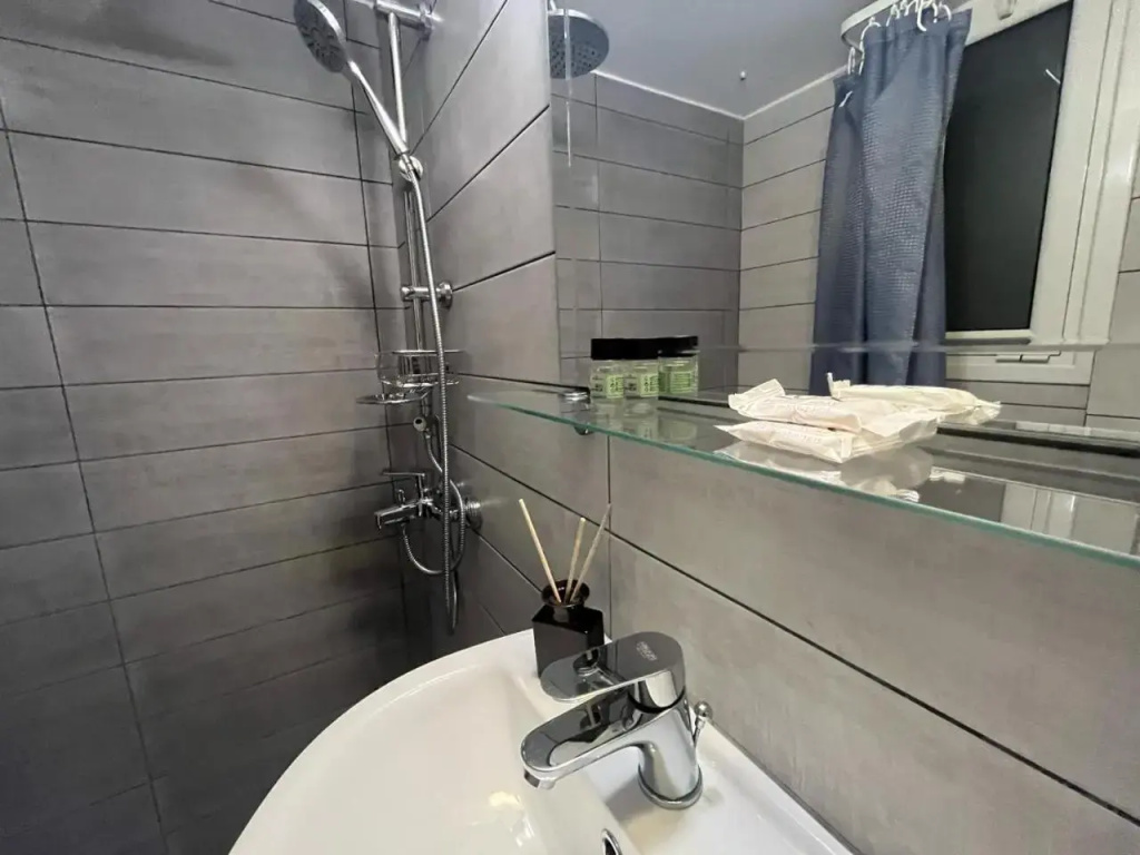 CHARMING APARTMENT IN GYZI vipgreece
