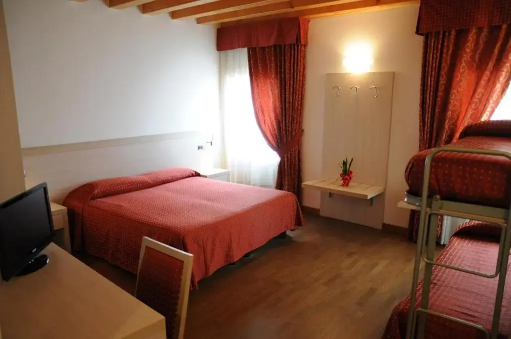 Hotel 5 Colonne